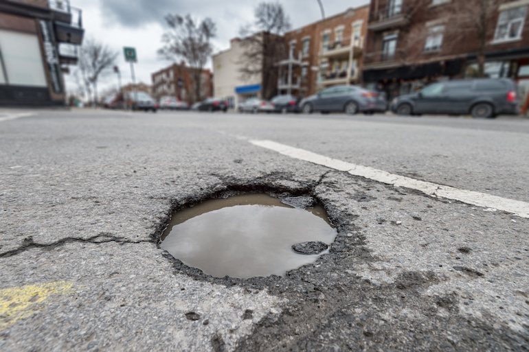 Pothole damage to vehicle