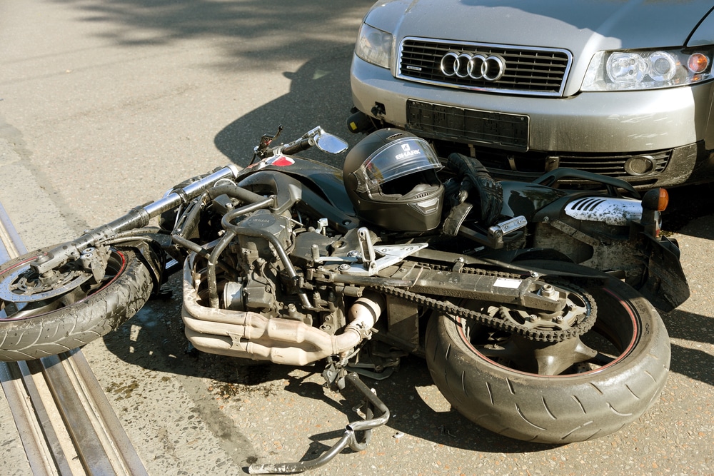 Motorcycle Accident involving a cruiser type bike